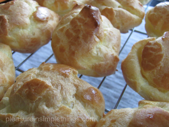 cream puffs