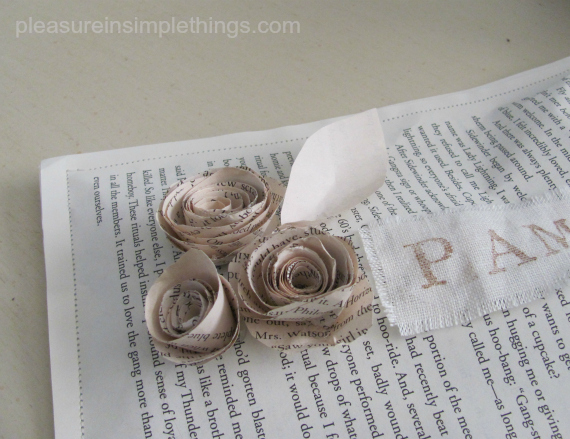 book lovers gift wrap
