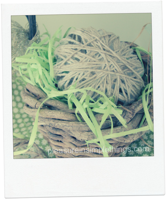 twine easter eggs