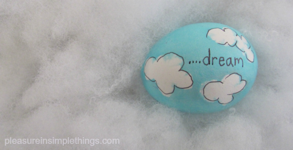 decorated easter egg